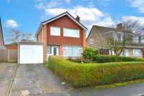 22 Fairview Drive, Bayston Hill, Shrewsbury, Shropshire, SY3 0LE