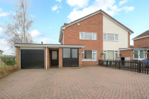 54 Ashfields Road, Heath Farm, Shrewsbury, Shropshire, SY1 3SD